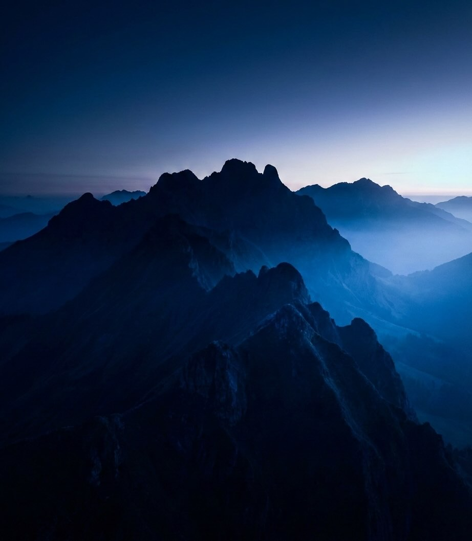 Rocky Mountain Ridge Silhouette